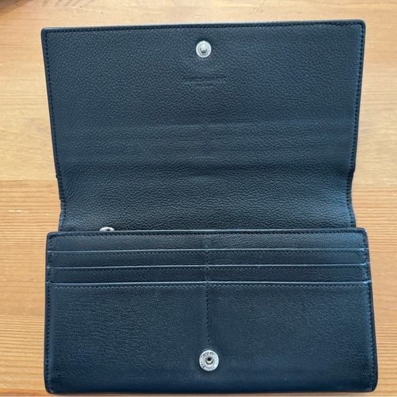 GUC Saint Laurent Paris Black Wallet - Picture 4 of 9